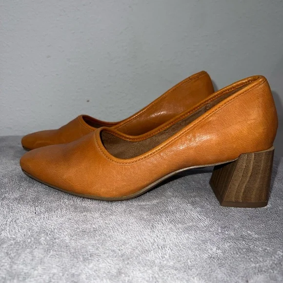 Leather Block Heel Pumps| Franco Sarto | Brown | Classic Work Shoe - Picture 1 of 5